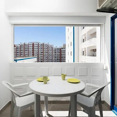 Apartamento Da Rocha Bliss W/ Balcony - 5min Walk To The - By Lovelystay Portimão