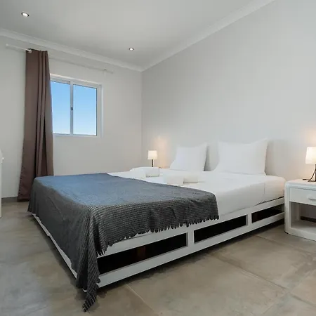 Da Rocha Bliss W/ Balcony - 5min Walk To The - By Lovelystay Apartamento