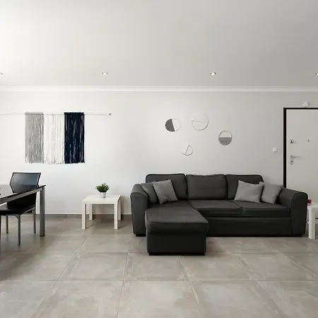 Da Rocha Bliss W/ Balcony - 5min Walk To The - By Lovelystay Apartamento *